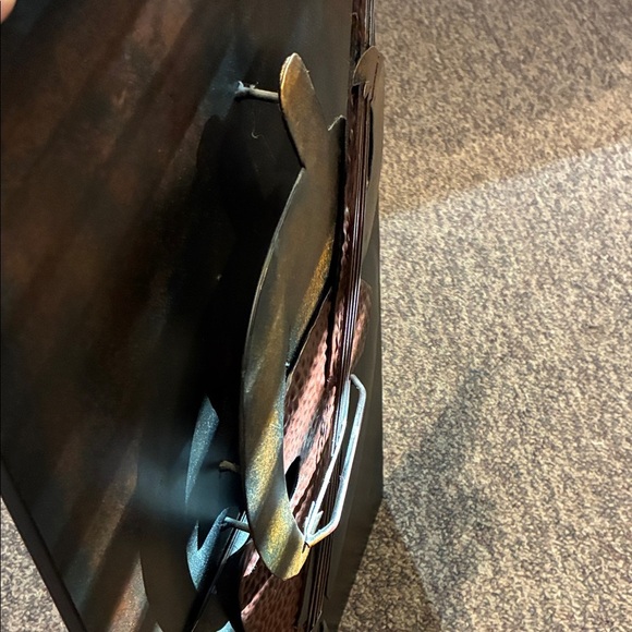 Metal Wall Art with Musical Instruments - Picture 5 of 9